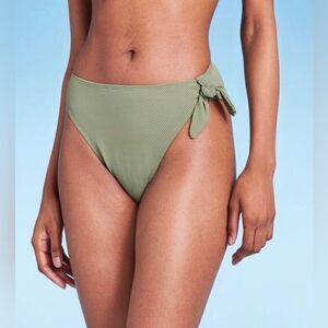 Wild Fable Women's Pique Textured High Leg CheekyHigh Waist BikiniBottom NWOT  L